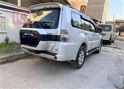 ميتسوبيشي باجيرو